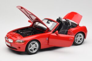 BMW Z4 E85 Roadster Punainen Bburago 1:18 34046 Metalli — kuva 2 / 8