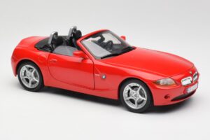 BMW Z4 E85 Roadster Punainen Bburago 1:18 34046 Metalli — kuva 6 / 8