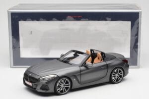 BMW Z4 G29 Harmaa Metallic Norev 1:18 183270 Metalli — kuva 8 / 8