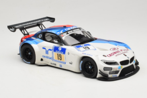 BMW Z4 GT3 #19 Team Schubert J. Muller / D. Muller ADAC 24 Hours Nurburgring 2013 Minichamps 1:18 151132319 Metalli — kuva 4 / 6