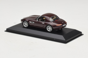 BMW Z8 Ruskea Hardtop Minichamps 1:43 BMW019 Metalli — kuva 3 / 4