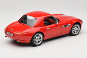 BMW Z8 Punainen Kyosho 1:18 80439411730 Metalli — kuva 4 / 9