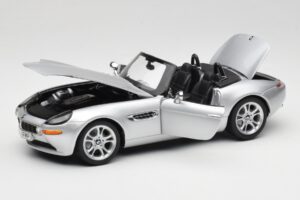 BMW Z8 E52 Avoauto Hopea Kyosho 1:18 80432411551 Metalli — kuva 2 / 8