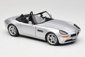 BMW Z8 E52 Avoauto Hopea Kyosho 1:18 80432411551 Metalli — kuva 6 / 8