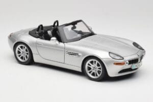 BMW Z8 E52 Titanium Silver Maisto 1:18 536896 Metalli — kuva 6 / 8