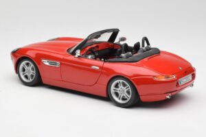 BMW Z8 E52 Punainen Metallic Bburago 1:18 18-12032 Metalli — kuva 7 / 8