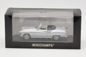 Borgward Isabella Avoauto Hopea Minichamps 1:43 400096030 Metalli — kuva 4 / 4