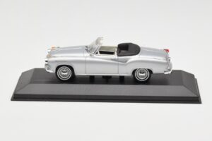 Borgward Isabella Avoauto Hopea Minichamps 1:43 400096030 Metalli