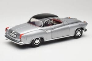 Borgward Isabella Coupe Harmaa & Musta Revell 1:18 8989 Metalli — kuva 5 / 8