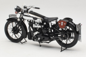 Brough Superior SS 100 T. E. Lawrence Minichamps 1:18 122135500 Metalli — kuva 5 / 6