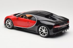 Bugatti Chiron Musta & Punainen Bburago 1:18 18-11040 Metalli — kuva 7 / 8