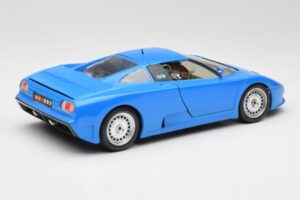 Bugatti EB110 Sininen Bburago 1:18 3035 Metalli — kuva 3 / 8