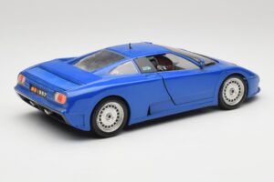Bugatti EB110 Tummansininen Bburago 1:18 3035-DB Metalli — kuva 3 / 8