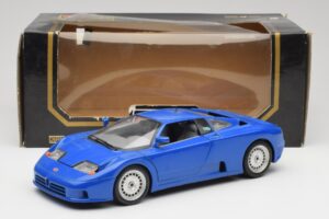 Bugatti EB110 Tummansininen Bburago 1:18 3035-DB Metalli — kuva 8 / 8