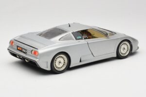 Bugatti EB110 Hopea Bburago 1:18 3035-S Metalli — kuva 3 / 8