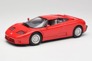 Bugatti EB110 SS Punainen Anson 1:18 30303-W-M1 Metalli