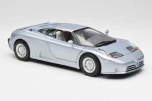 Bugatti EB110 SS Hopea Anson 1:18 30303-W-M2 Metalli — kuva 6 / 8