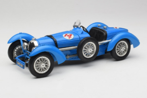 Bugatti Type 51 Grand Prix #14 Sininen Bburago 1:18 3012-M1 Metalli