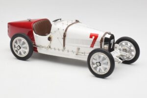 Bugatti Type 35 GP Poland 1924 CMC 1:18 M-100 B-003 Metalli — kuva 4 / 6
