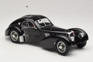 Bugatti Type 57 SC Atlantic Musta Solido 1:18 S1802101 Metalli — kuva 4 / 6