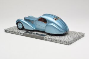Bugatti Type 57SC Atlantic Sininen Minichamps 1:18 107110320 Metalli — kuva 5 / 6