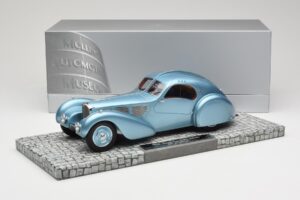 Bugatti Type 57SC Atlantic Sininen Minichamps 1:18 107110320 Metalli — kuva 6 / 6
