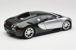 Bugatti Veyron Edition Centenaire Chrome Green Minichamps 1:18 100110852 Metalli — kuva 3 / 8