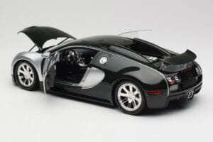 Bugatti Veyron Edition Centenaire Chrome Green Minichamps 1:18 100110852 Metalli — kuva 5 / 8
