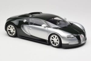 Bugatti Veyron Edition Centenaire Chrome Green Minichamps 1:18 100110852 Metalli — kuva 6 / 8