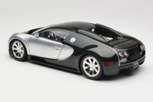 Bugatti Veyron Edition Centenaire Chrome Green Minichamps 1:18 100110852 Metalli — kuva 7 / 8
