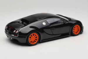 Bugatti Veyron Super Sport Black Metallic Minichamps 1:18 100110842 Metalli — kuva 3 / 8
