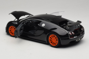 Bugatti Veyron Super Sport Black Metallic Minichamps 1:18 100110842 Metalli — kuva 5 / 8