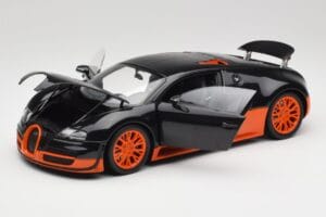 Bugatti Veyron Super Sport World Record Edition Carbon & Orange Minichamps 1:18 100110840 Metalli — kuva 2 / 8