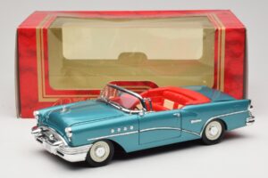 Buick Century Avoauto Sininen Mira 1:18 6134 Metalli — kuva 8 / 8