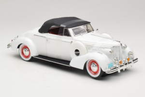 Buick Century Avoauto Valkoinen Signature Models 1:18 18131 Metalli — kuva 4 / 6
