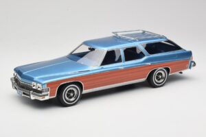 Buick Estate Wagon Light Blue Metallic BoS Models 1:18 BOS417 Hartsi