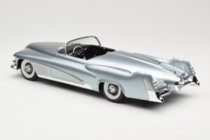 Buick Le Sabre Concept Light Blue Metallic BoS Models 1:18 BOS199 Hartsi — kuva 5 / 6