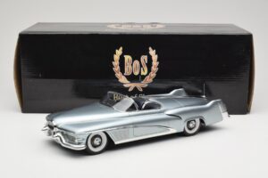 Buick Le Sabre Concept Light Blue Metallic BoS Models 1:18 BOS199 Hartsi — kuva 6 / 6