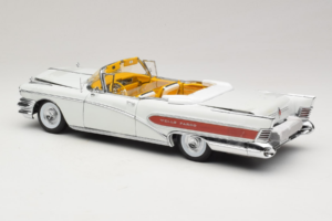 Buick Limited Wells Fargo Sininen Sun Star 1:18 4821 Metalli — kuva 5 / 6