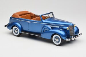 Buick Roadmaster 80-C Four Door Phaeton Blue Metallic BoS Models 1:18 BOS372 Hartsi — kuva 4 / 6
