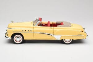 Buick Roadmaster Chrome Yellow Motormax 1:18 23124646-M17 Metalli — kuva 4 / 8