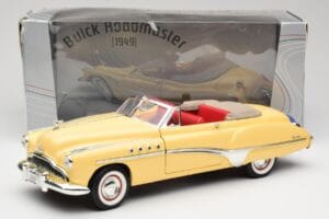 Buick Roadmaster Chrome Yellow Motormax 1:18 23124646-M17 Metalli — kuva 8 / 8