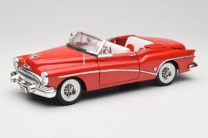 Buick Skylark Punainen Motormax 1:18 411393-M1 Metalli