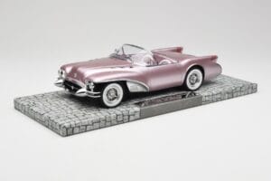 Buick Wildcat II Concept Salmon Metallic Minichamps 1:18 107141221 Hartsi