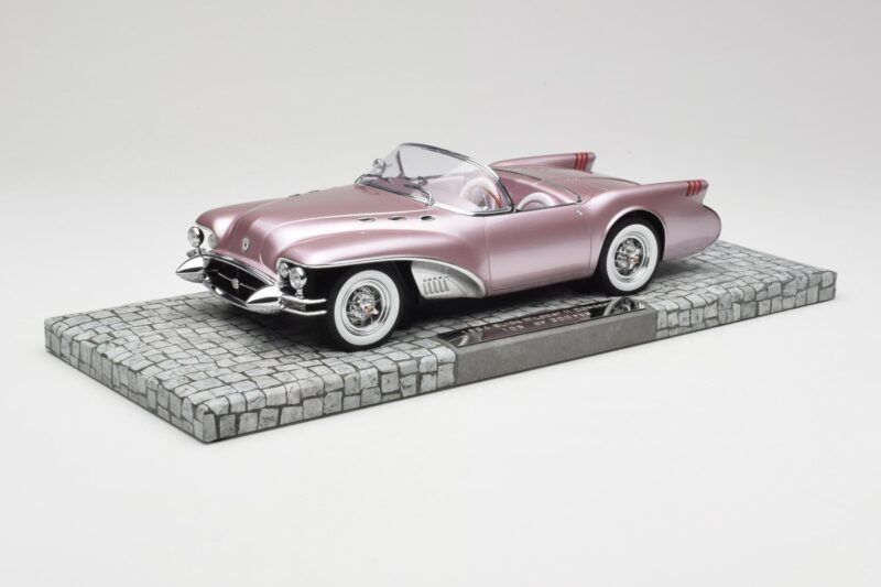 Buick Wildcat II Concept Salmon Metallic Minichamps 1:18 107141221 Hartsi