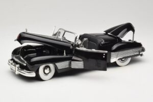 Buick Y-Job Musta Anson 1:18 30409 Metalli — kuva 2 / 8