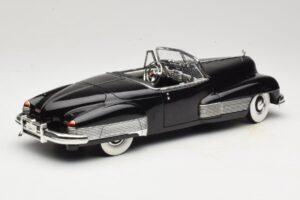 Buick Y-Job Musta Anson 1:18 30409 Metalli — kuva 3 / 8