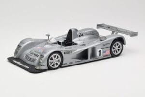 Cadillac Northstar LMP #1 24 Hours of Le Mans 2000 Hot Wheels 1:18 29225 Metalli