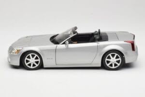 Cadillac XLR Cabrio Hopea Hot Wheels 1:18 53838 Metalli — kuva 4 / 8