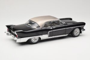 Cadillac Brougham Musta Sun Star 1:18 4001 Metalli — kuva 3 / 8
